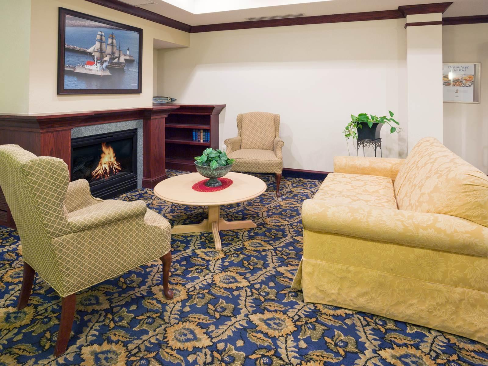 Holiday Inn Express & Suites Superior By Ihg Εξωτερικό φωτογραφία