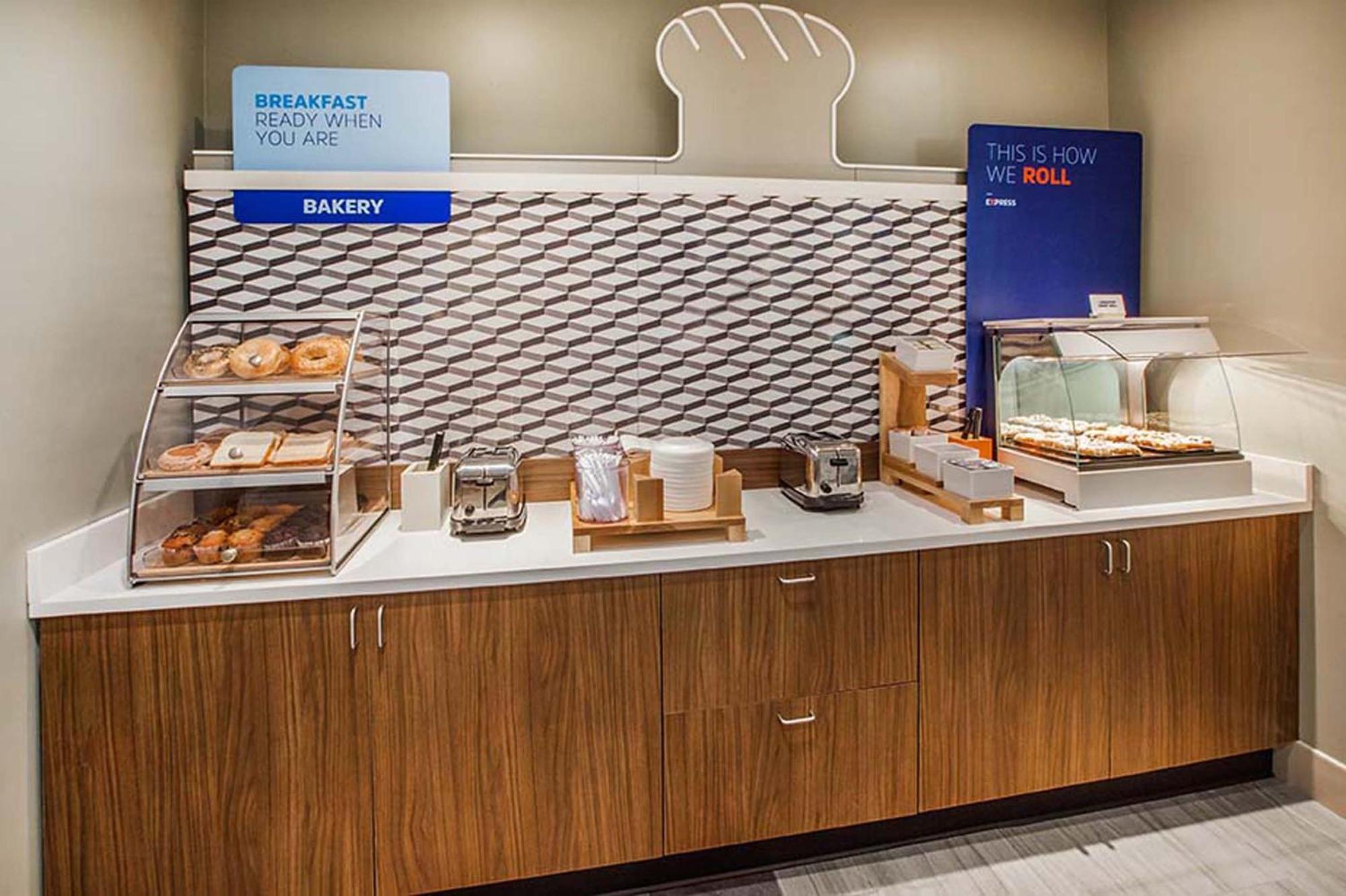 Holiday Inn Express & Suites Superior By Ihg Εξωτερικό φωτογραφία