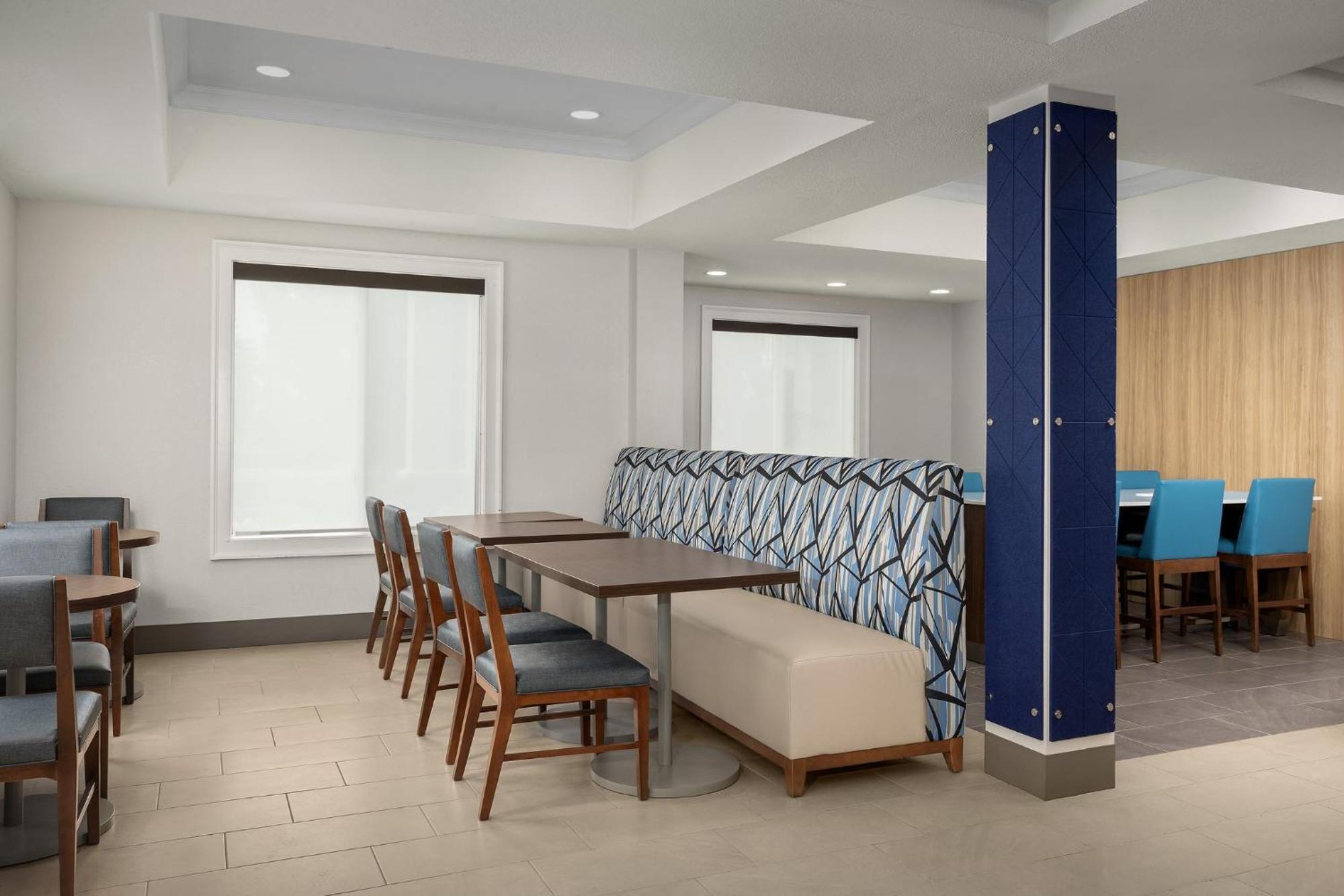 Holiday Inn Express & Suites Superior By Ihg Εξωτερικό φωτογραφία